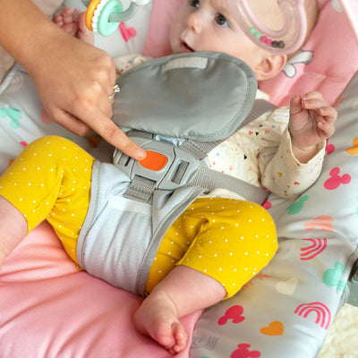 Bright Starts Disney Baby Infant to Toddler Rocker with Soothing Vibrations, Minnie Mouse