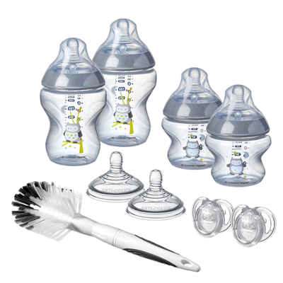 Tommee Tippee Baby Bottle Newborn Kit Boy